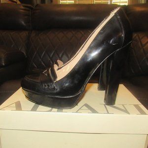 GUESS- Black, Patent Block Heel Loafers ~Size 9